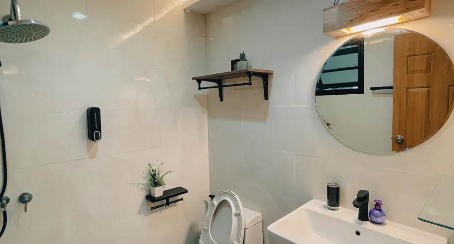 À vendre et à louer 4 chambres villa à San Sai, Chiang Mai