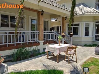 For sale 4 bedrooms villa in San Kamphaeng, Chiang Mai