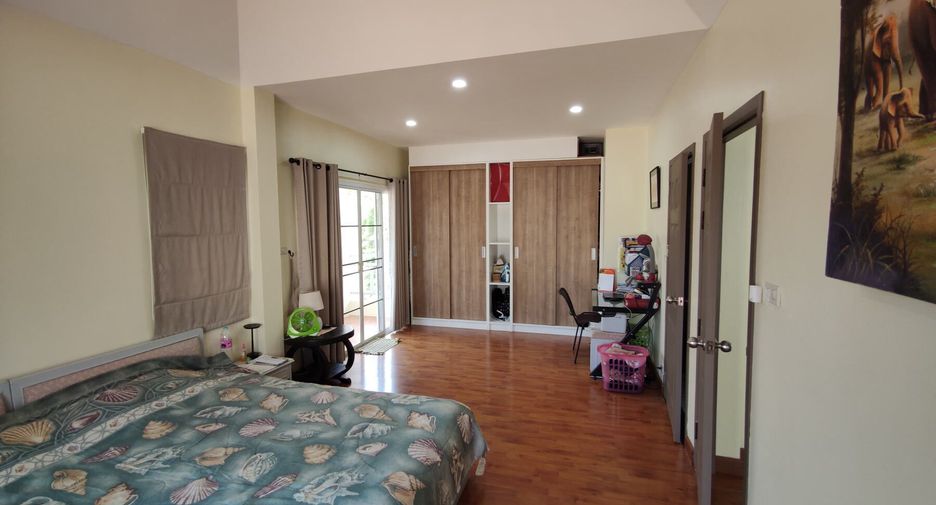 À vendre 4 chambres villa à San Kamphaeng, Chiang Mai