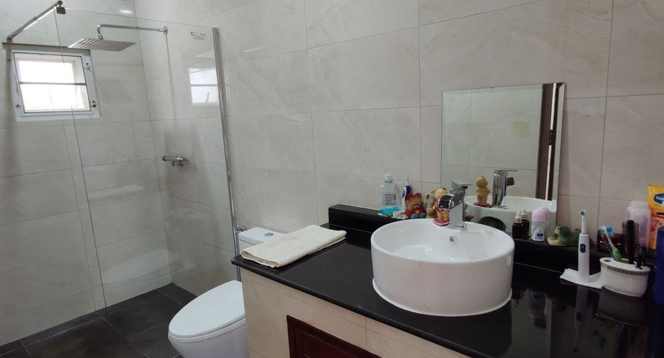 À vendre 4 chambres villa à San Kamphaeng, Chiang Mai