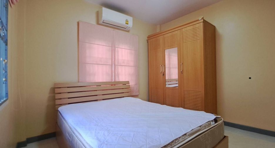 Haus zur Miete mit 3 Zimmer in Bang Lamung, Chonburi