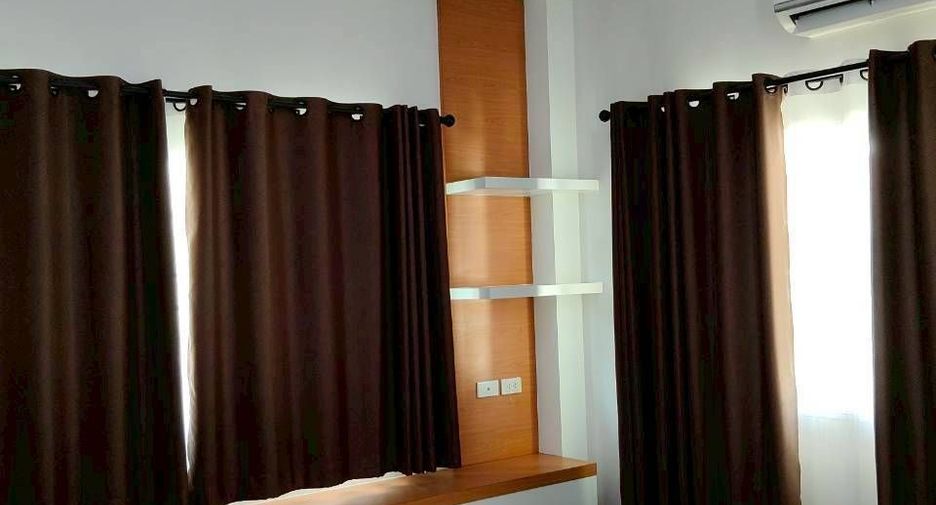For sale 3 bedrooms house in San Kamphaeng, Chiang Mai