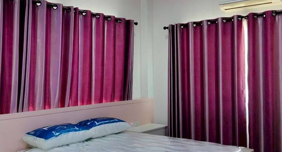 For sale 3 bedrooms house in San Kamphaeng, Chiang Mai
