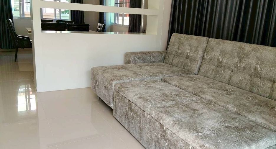 For sale 3 bedrooms house in San Kamphaeng, Chiang Mai