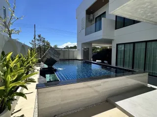 À vendre et à louer 4 chambres villa à Hang Dong, Chiang Mai