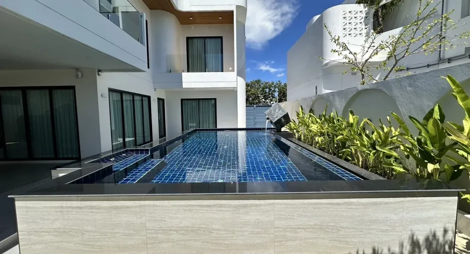 Villa zum Kauf und zur Miete mit 4 Zimmer in Hang Dong, Chiang Mai