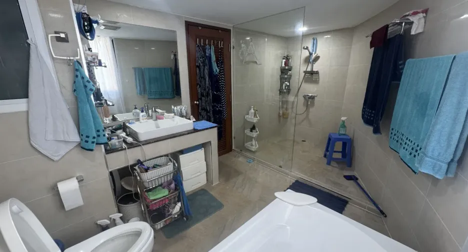 For sale 3 bedrooms condo in Bang Phli, Samut Prakan