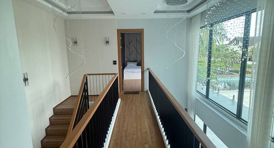 Villa en venta de 3 habitaciones en Bang Lamung, Chonburi