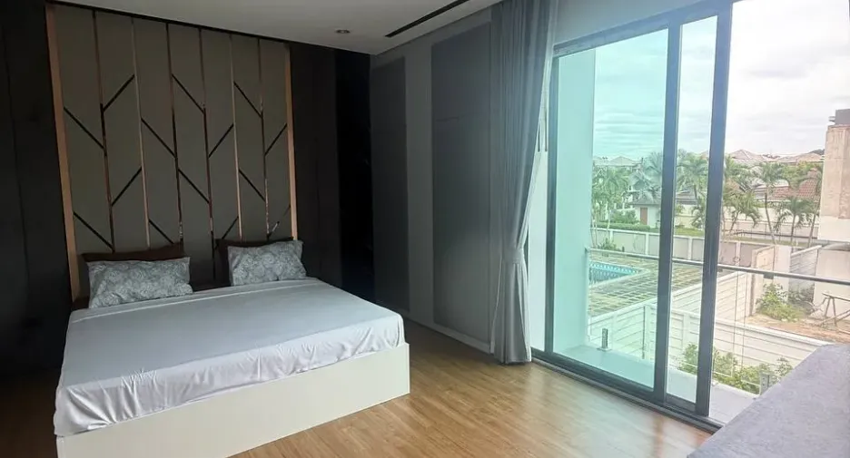 Villa en venta de 3 habitaciones en Bang Lamung, Chonburi