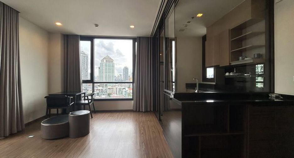 For sale 1 bed condo in Khlong Toei, Bangkok