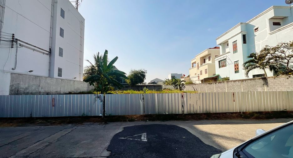 For sale land in Huai Khwang, Bangkok
