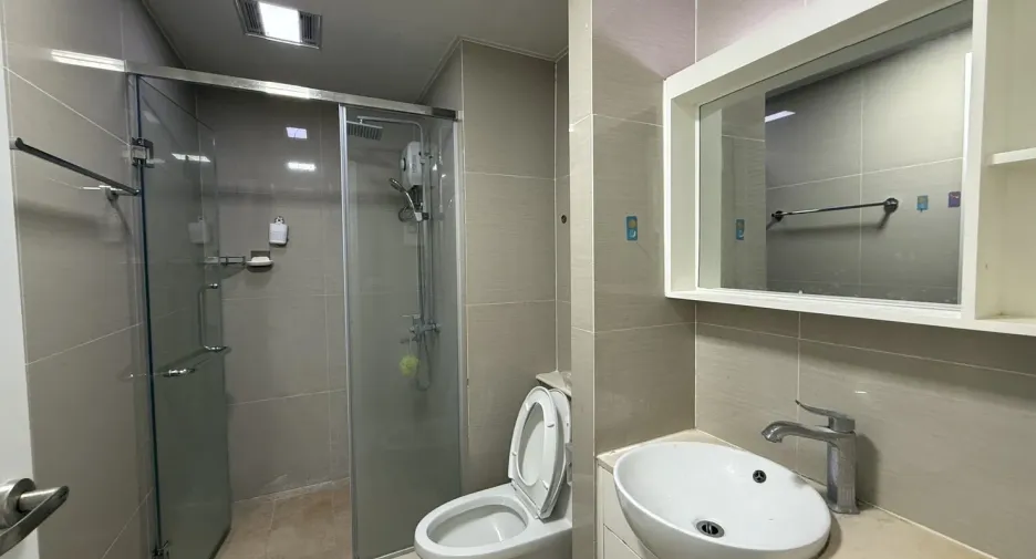 For sale 1 bed condo in Huai Khwang, Bangkok