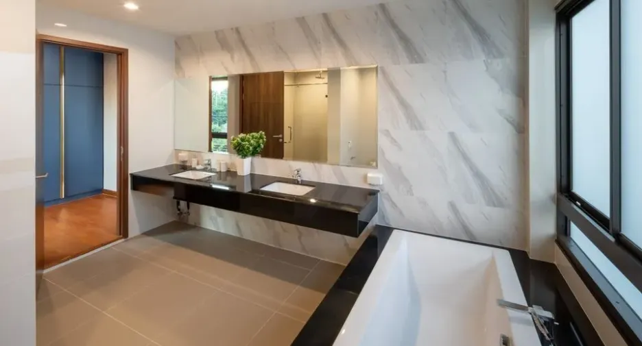 Villa en venta y en alquiler de 5 habitaciones en Hang Dong, Chiang Mai