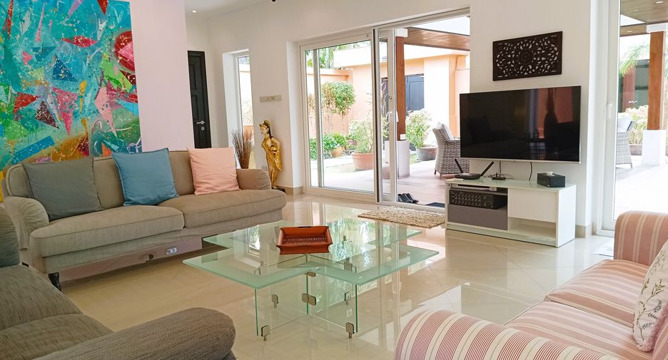 Villa zur Miete mit 3 Zimmer in Bang Lamung, Chonburi