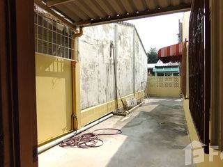 For Rent 2 Bedroom Townhouse In Khlong Sam Wa, Bangkok