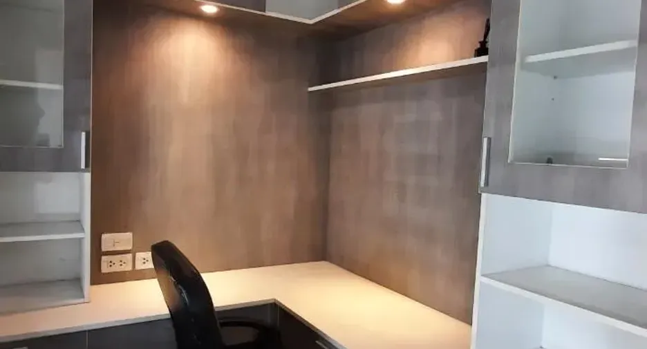 Reihenhaus zum Kauf und zur Miete mit 5 Zimmer in Suan Luang, Bangkok