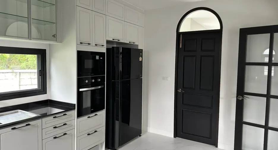 For sale and for rent 4 bedrooms house in Mae Rim, Chiang Mai
