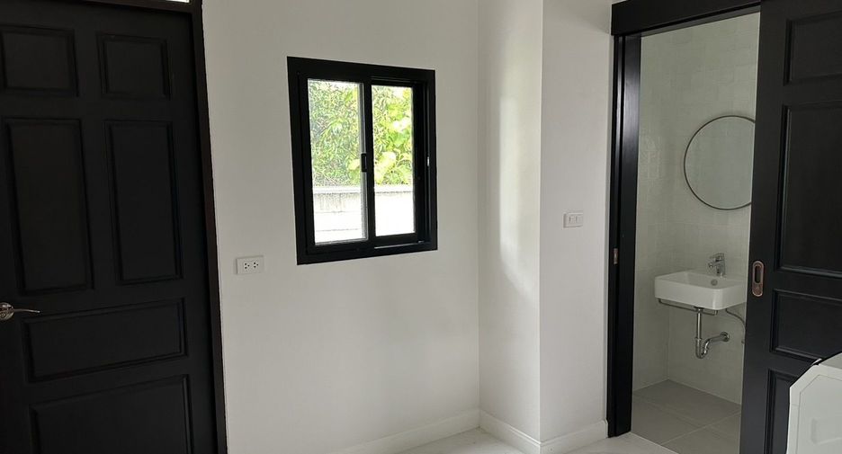 For sale and for rent 4 bedrooms house in Mae Rim, Chiang Mai