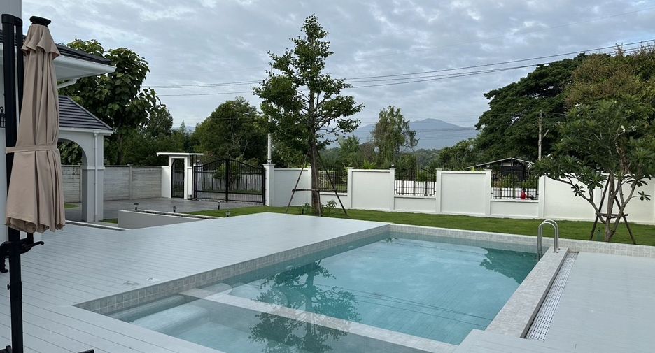 For sale and for rent 4 bedrooms house in Mae Rim, Chiang Mai