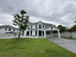 For sale and for rent 4 bedrooms house in Mae Rim, Chiang Mai