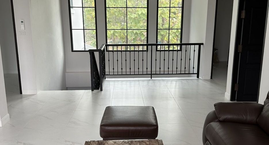 For sale and for rent 4 bedrooms house in Mae Rim, Chiang Mai
