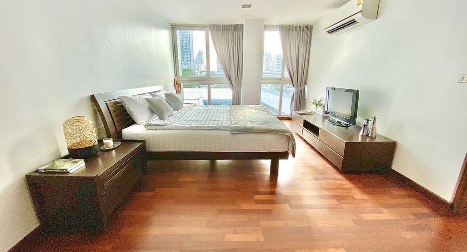 For sale and for rent 1 bed condo in Watthana, Bangkok