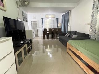 For sale 3 bedrooms townhouse in Don Mueang, Bangkok