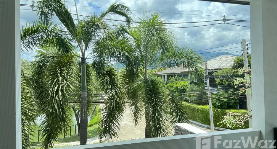 For rent 4 bedrooms house in Mueang Chiang Mai, Chiang Mai