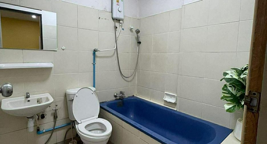 For rent 3 bedrooms house in Mueang Chiang Mai, Chiang Mai