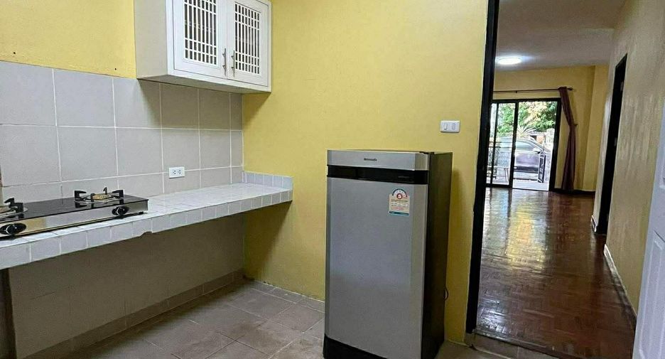For rent 3 bedrooms house in Mueang Chiang Mai, Chiang Mai