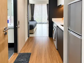 For sale スタジオ condo in Khlong Toei, Bangkok