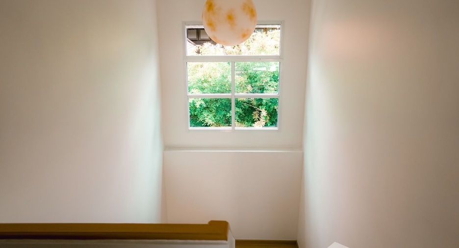 For sale and for rent 4 bedrooms house in Mueang Chiang Mai, Chiang Mai