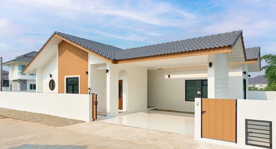 Casa en venta de 3 habitaciones en Saraphi, Chiang Mai