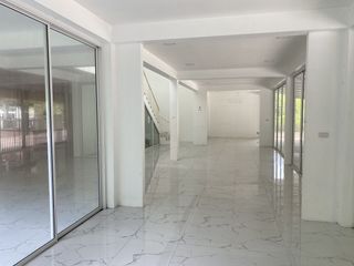 For sale 6 bedrooms villa in San Pa Tong, Chiang Mai