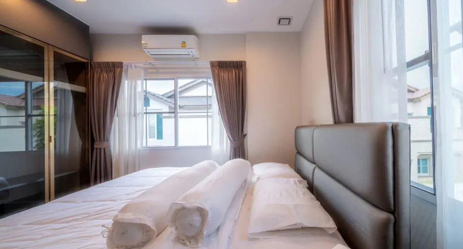 For sale そして for rent 4 ベッドルーム house in Bang Khen, Bangkok