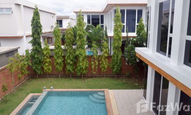 Villa en venta y en alquiler de 4 habitaciones en San Kamphaeng, Chiang Mai