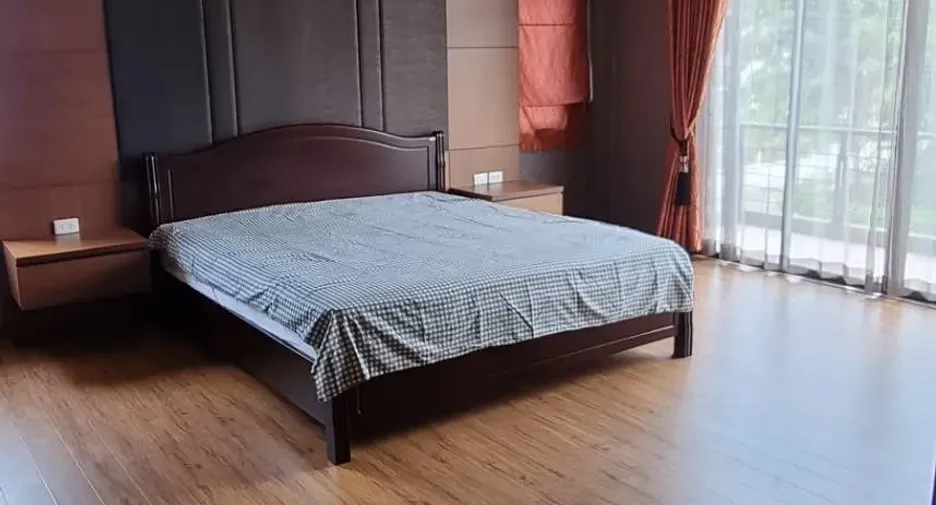 For rent 4 bedrooms house in Hang Dong, Chiang Mai
