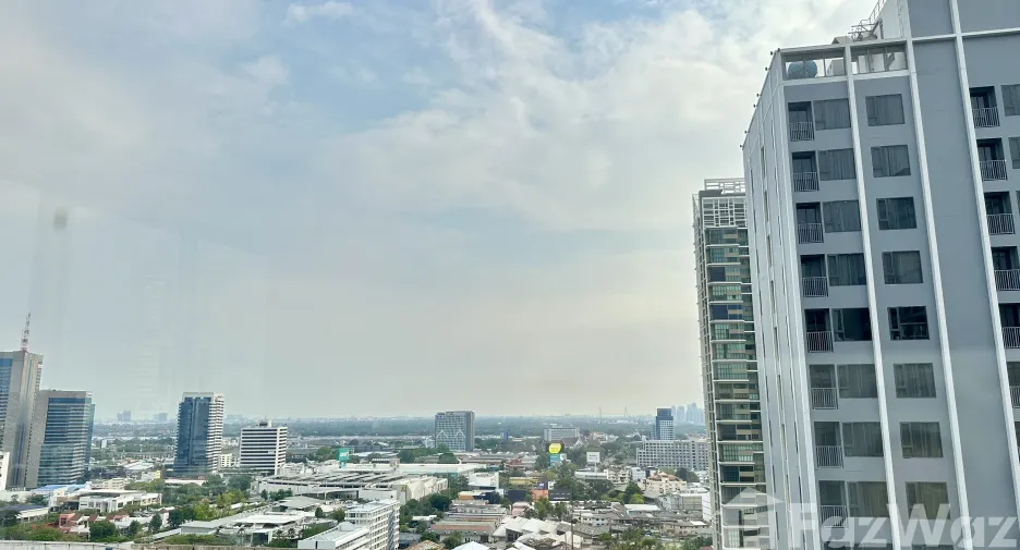 For sale 1 bed condo in Khlong Toei, Bangkok