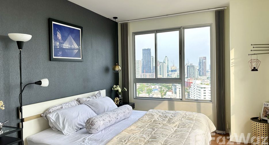 For sale 1 bed condo in Khlong Toei, Bangkok