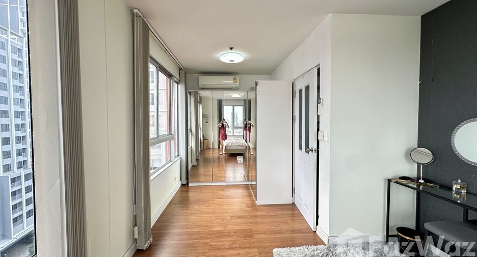 For sale 1 bed condo in Khlong Toei, Bangkok
