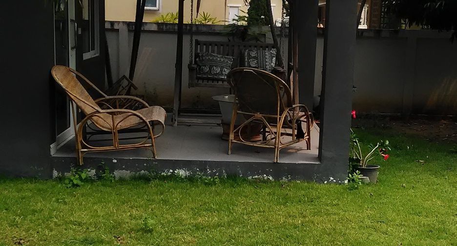 For rent 5 bedrooms house in Doi Saket, Chiang Mai