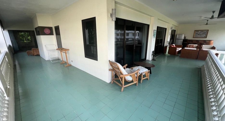 出售 和 出租 4 卧室 公寓 在 Sattahip, Chon Buri