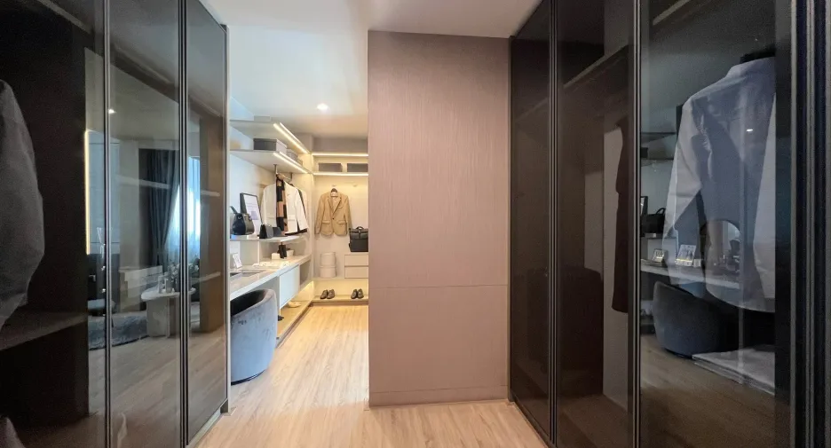 For sale 4 bedrooms house in Bang Phli, Samut Prakan