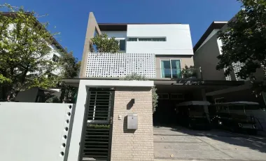 For sale 4 bedrooms house in Bang Phli, Samut Prakan