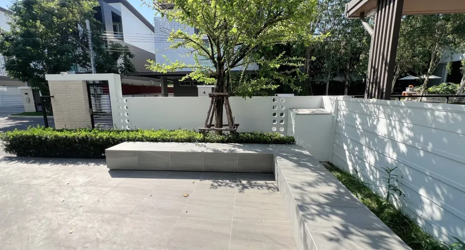 For sale 4 bedrooms house in Bang Phli, Samut Prakan
