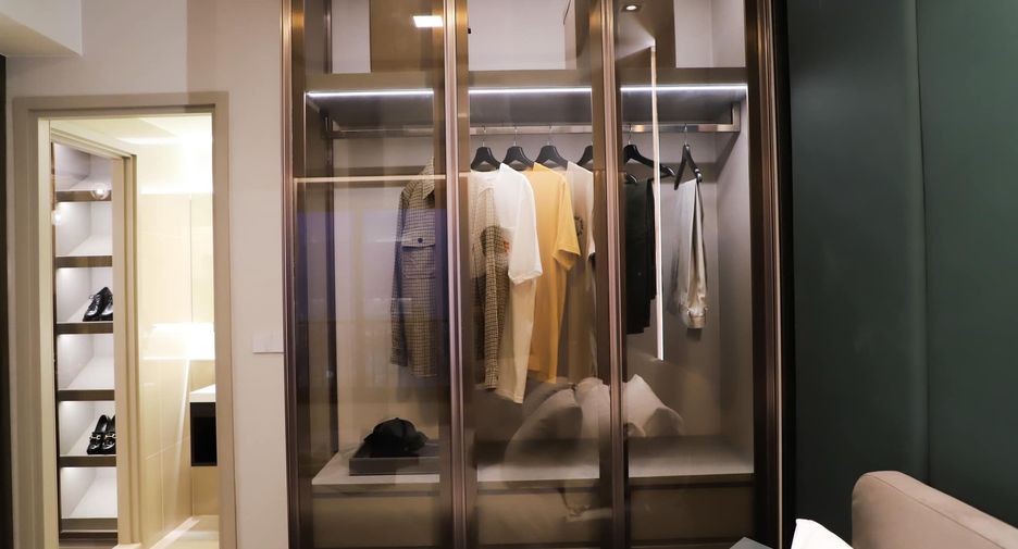 For sale 2 bedrooms condo in Thon Buri, Bangkok