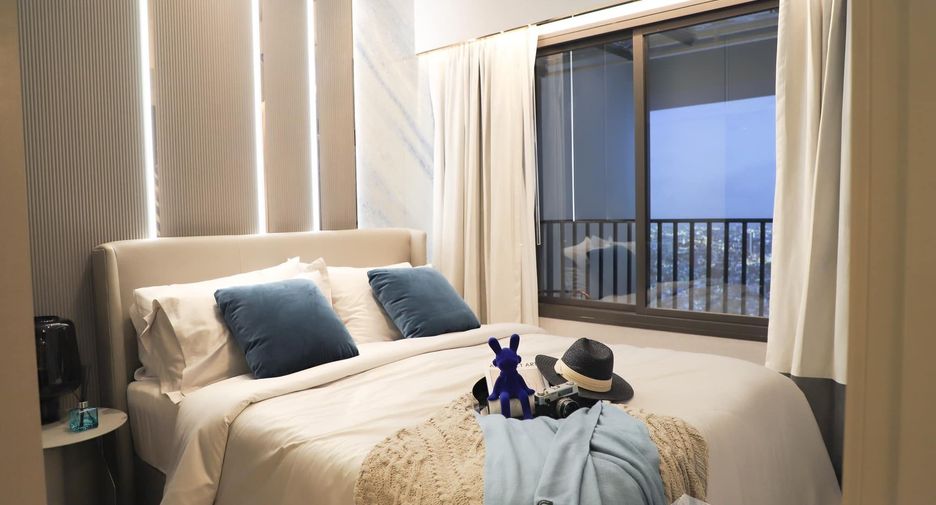 For sale 2 bedrooms condo in Thon Buri, Bangkok