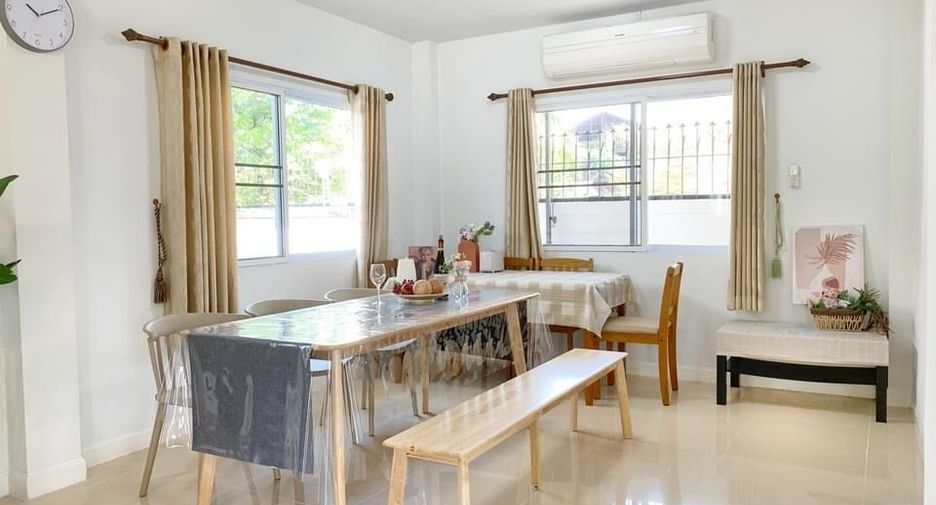 For rent 3 bedrooms house in Mueang Chiang Mai, Chiang Mai