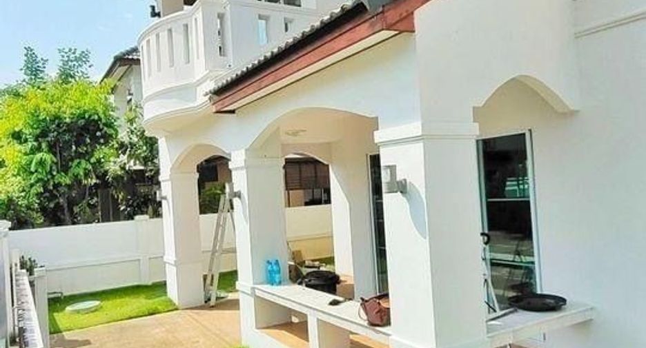 For rent 3 bedrooms house in Mueang Chiang Mai, Chiang Mai