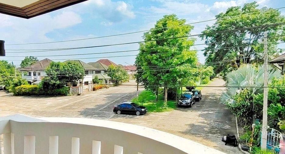 For rent 3 bedrooms house in Mueang Chiang Mai, Chiang Mai